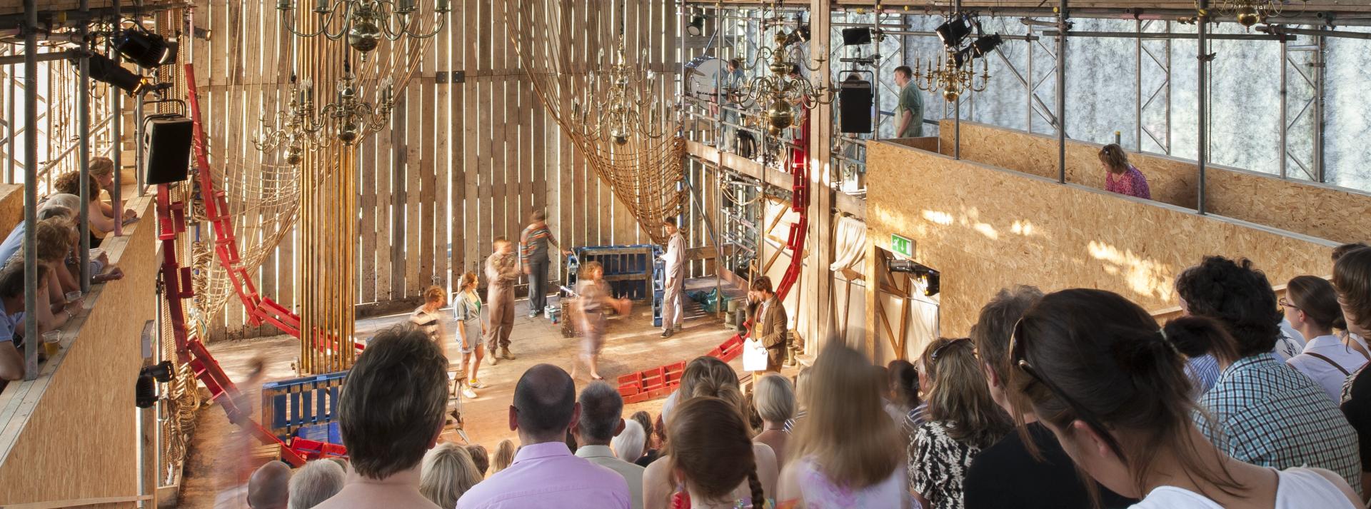 Theatre on the Fly, Chichester Festival Theatre Architectes, Assemble , Global Award for Sustainable Architecture 2017 © Jim Stephenson 